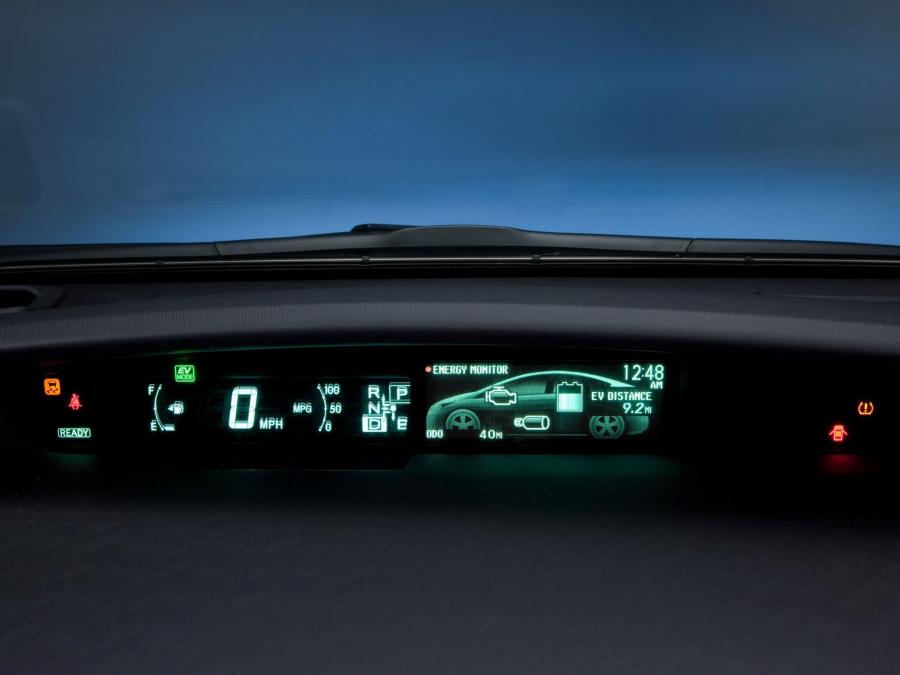  Toyota Prius Plug-In Hybrid 2011 года  (US) (фото 13 из 13)